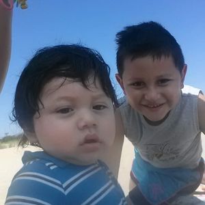 Meet your Posher, Enrique